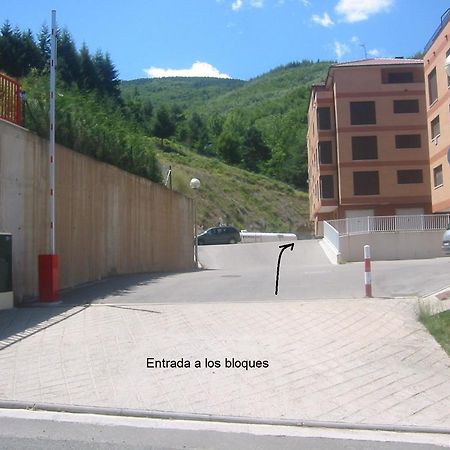 Apartamento Duplex En Ezcaray Zorraquín Buitenkant foto